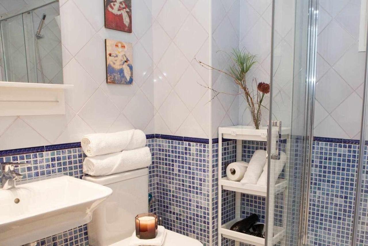Apartment Isg Alhondiga Piso Nuevo Piscina Casco Antiguo8p *
