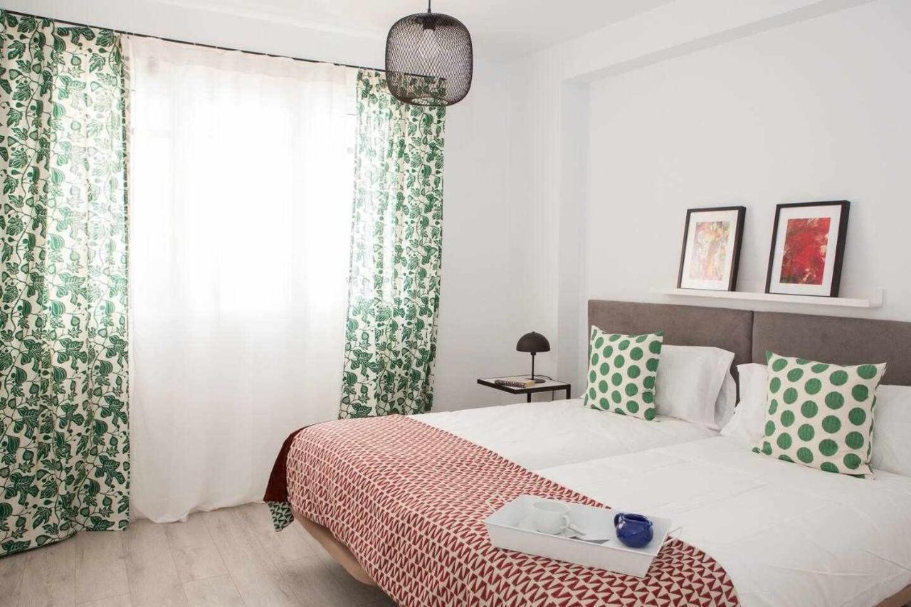 Apartment Isg Alhondiga Piso Nuevo Piscina Casco Antiguo8p