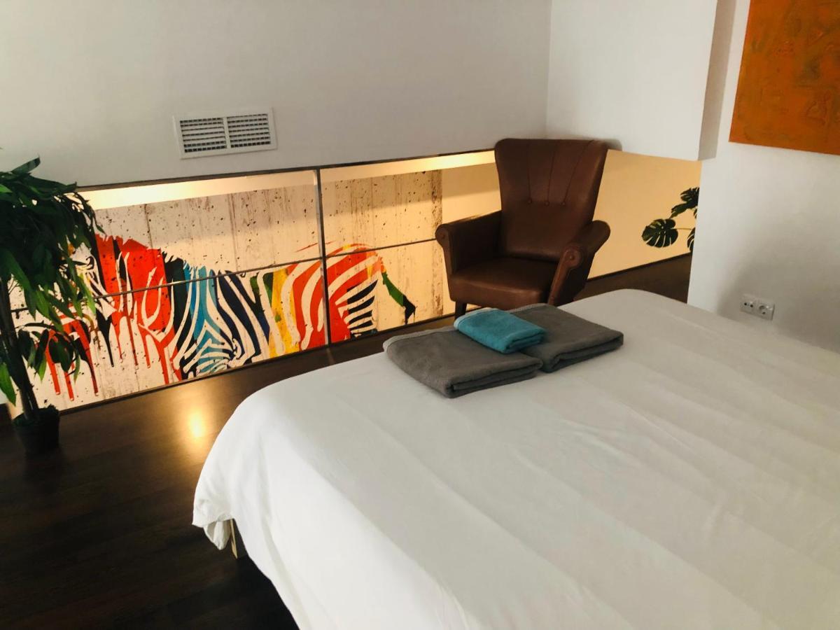 Lujoso Loft A 2min A Pie Del Casco Historico Seville