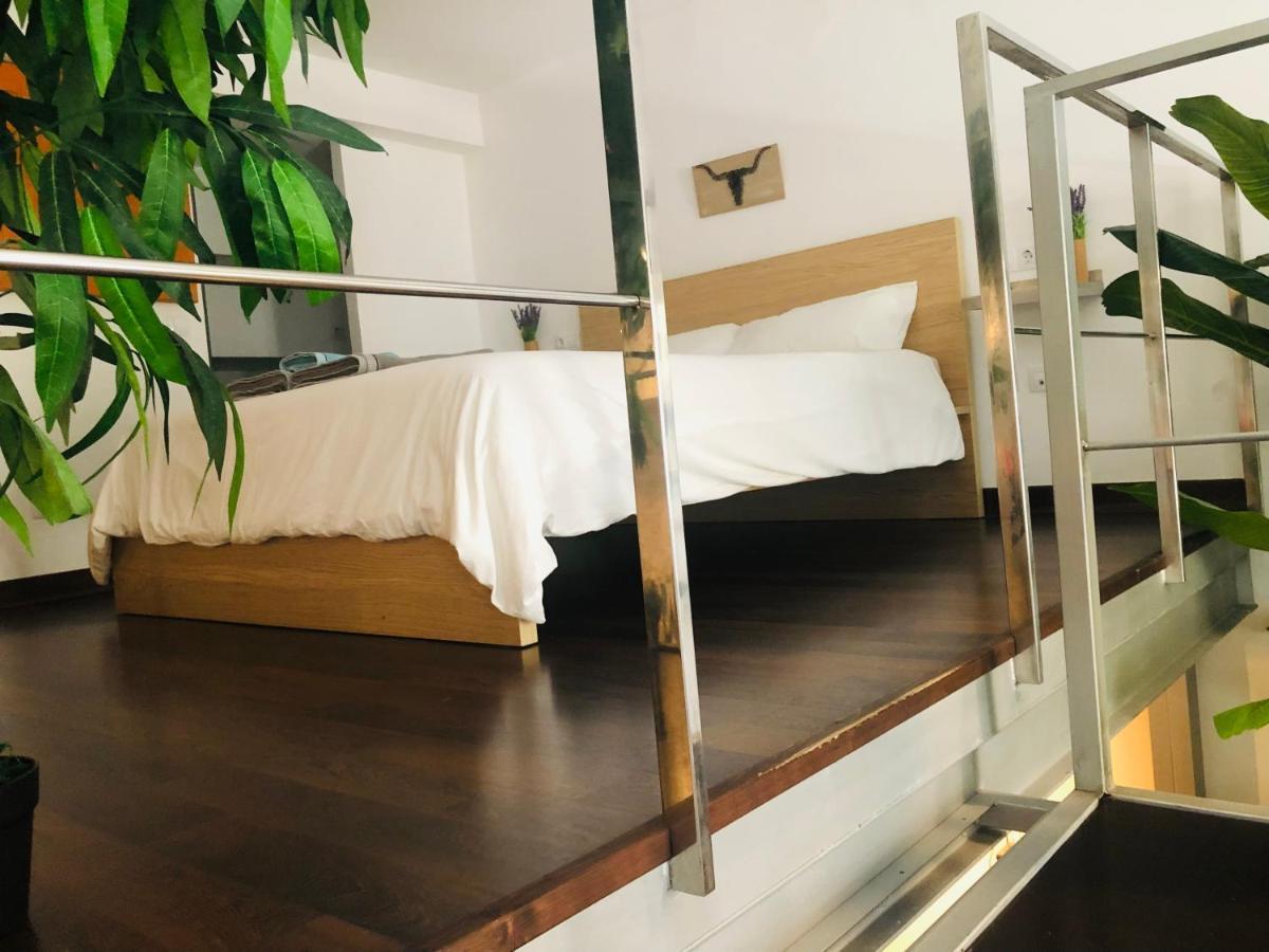 Lujoso Loft A 2min A Pie Del Casco Historico Apartment Seville