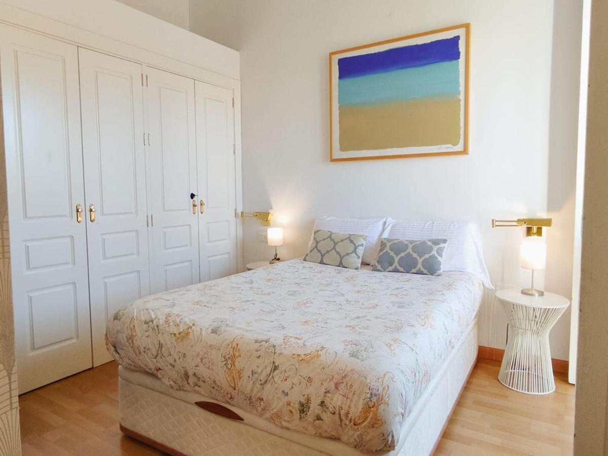 Apartment Homeyseville- Lovely In City Center, Parking Optional Seville