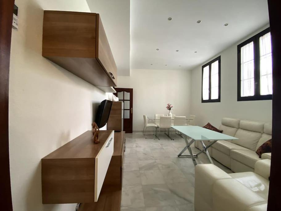 Apartment Luminoso Apartamento En Triana Seville