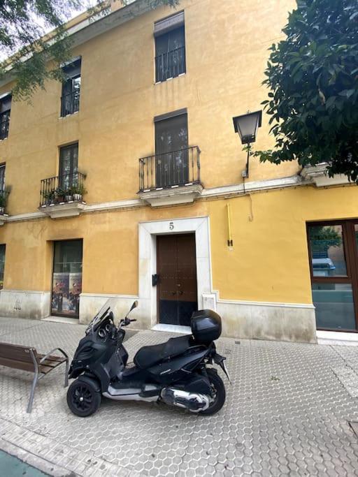 Luminoso Apartamento En Triana Apartment