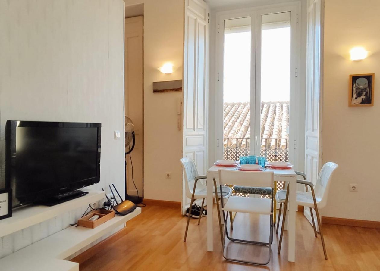 Apartment Homeyseville- Lovely In City Center, Parking Optional Seville