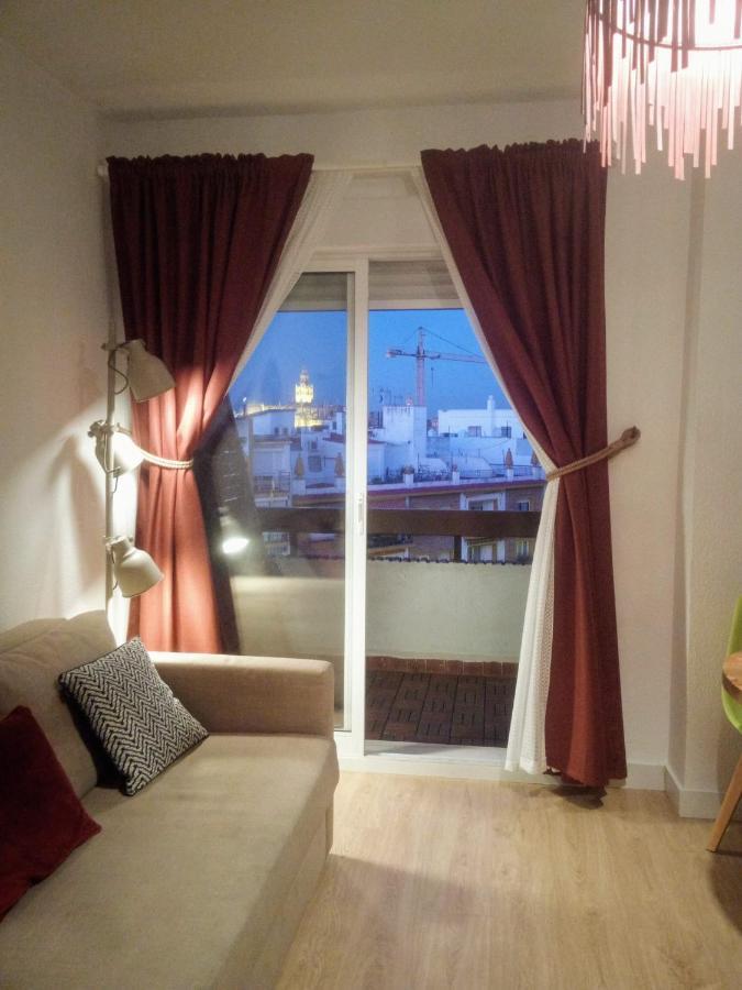 Apartment Cathedral View - Triana Apartment Seville