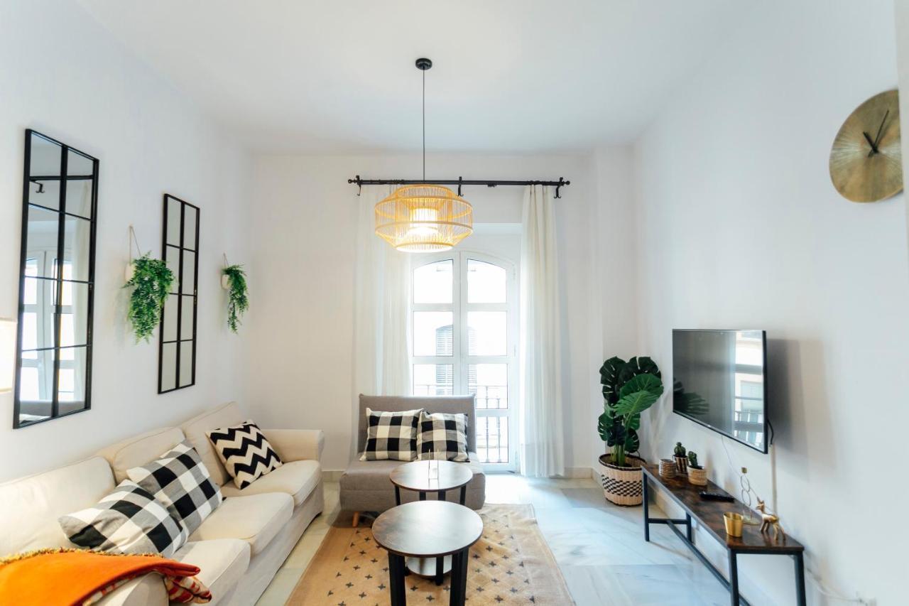 Alohamundi Almansa Ii Apartment Seville