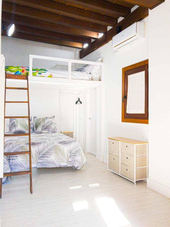 Pasaje De Amores Apartment Seville