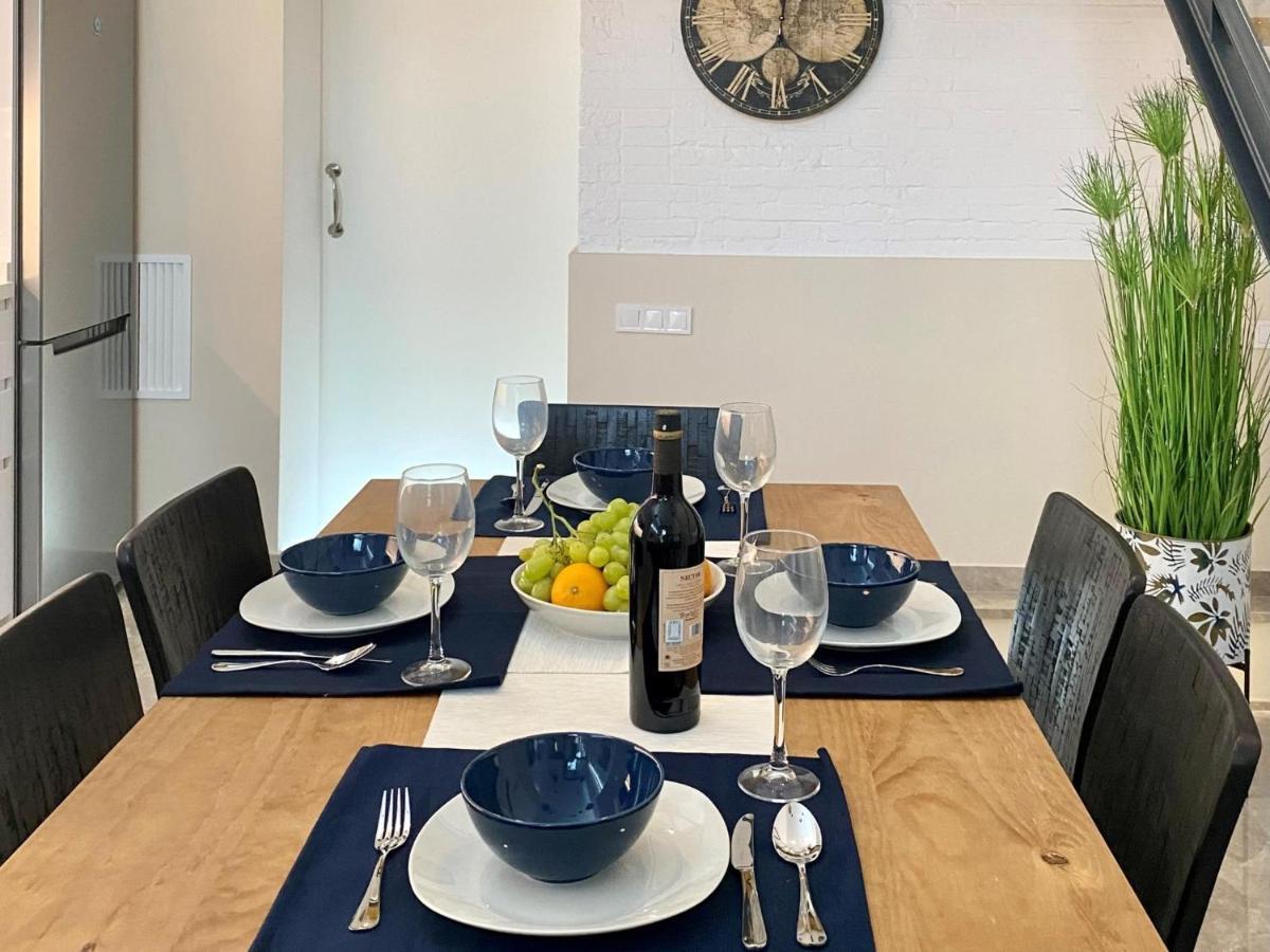 Apartment Tr3 Aparcamiento Incluido Familias Loft Almirante