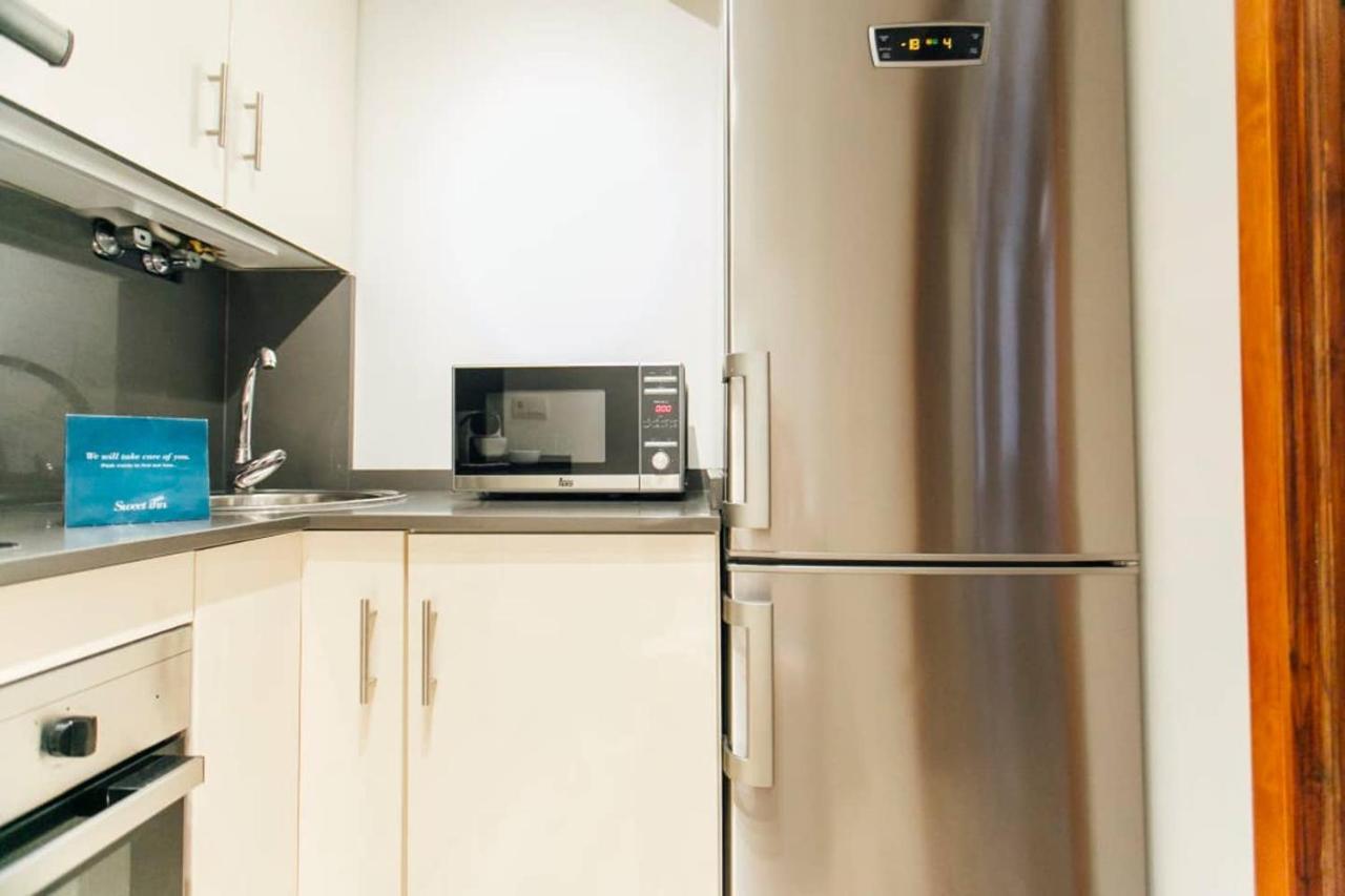 New With Height- 2bd 1bth- Pajaritos Apartment *