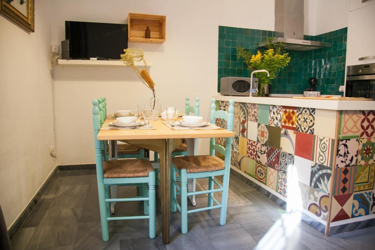 Beautiful Silent Private Parking Apartment Seville