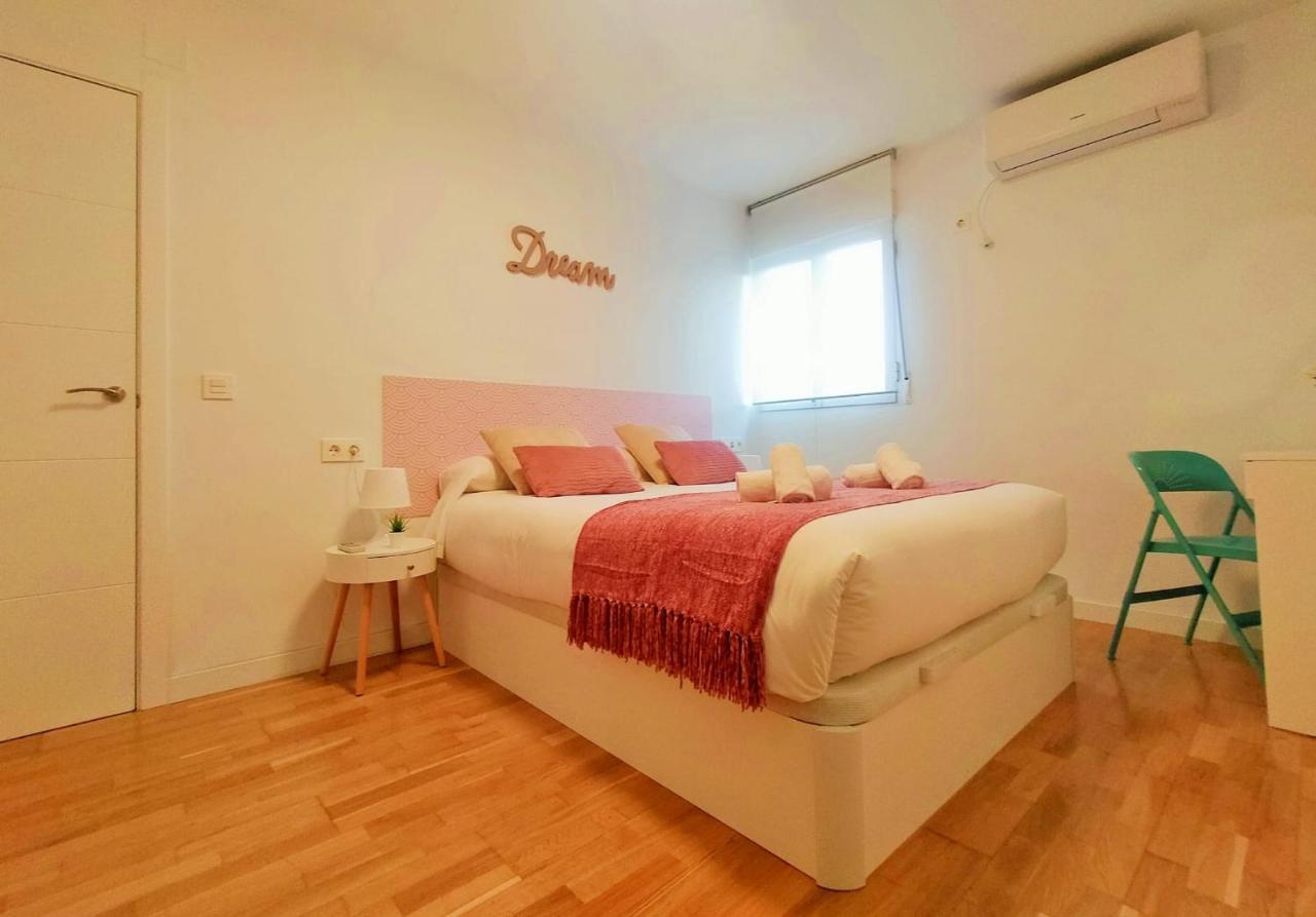 Apartment Plaza De Espana. Dreams Seville