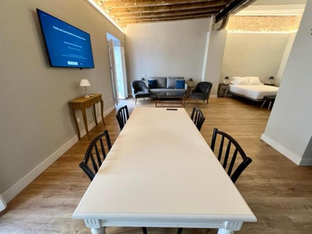Apartment Ti1 Estiloso Loft 120m De La Catedral Tomas De Ibarra Street Seville