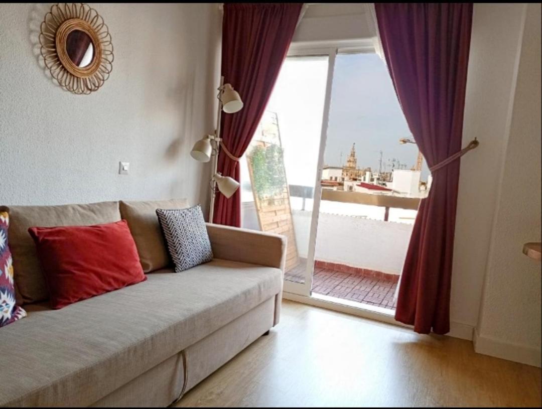 Cathedral View - Triana Apartment * Seville