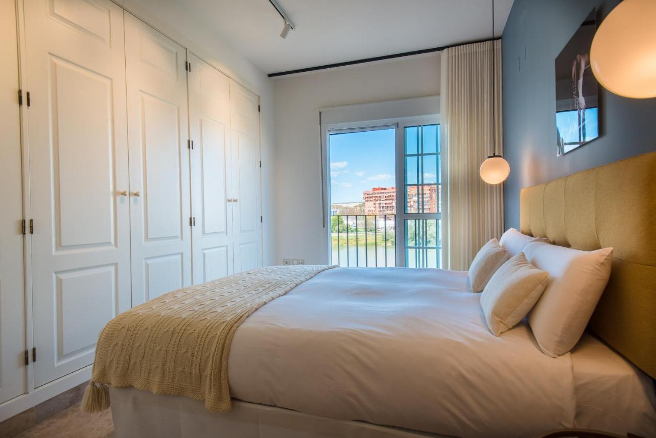 Magno Paseo De La O - Private Parking Included Apartment Seville