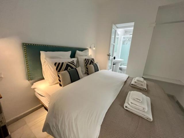 Apartment Ad1b Arenal 3br Apartment, 250 Mtrs From Cathedral *