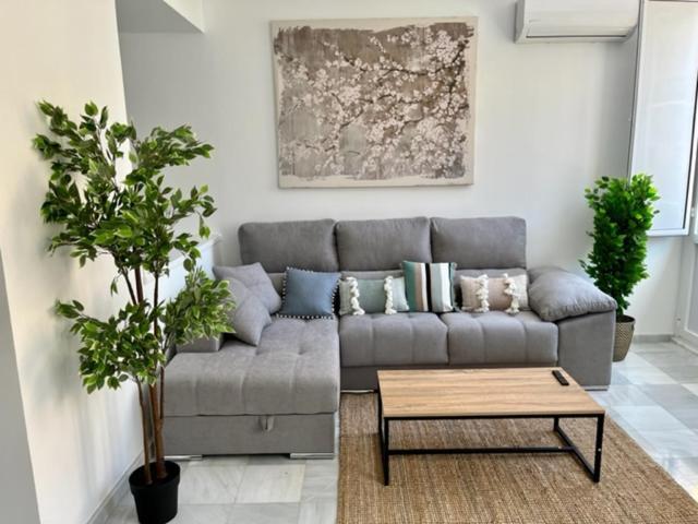 Ad1b Arenal 3br Apartment, 250 Mtrs From Cathedral *