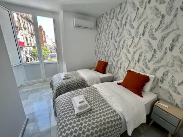 Ad1b Arenal 3br Apartment, 250 Mtrs From Cathedral Apartment *