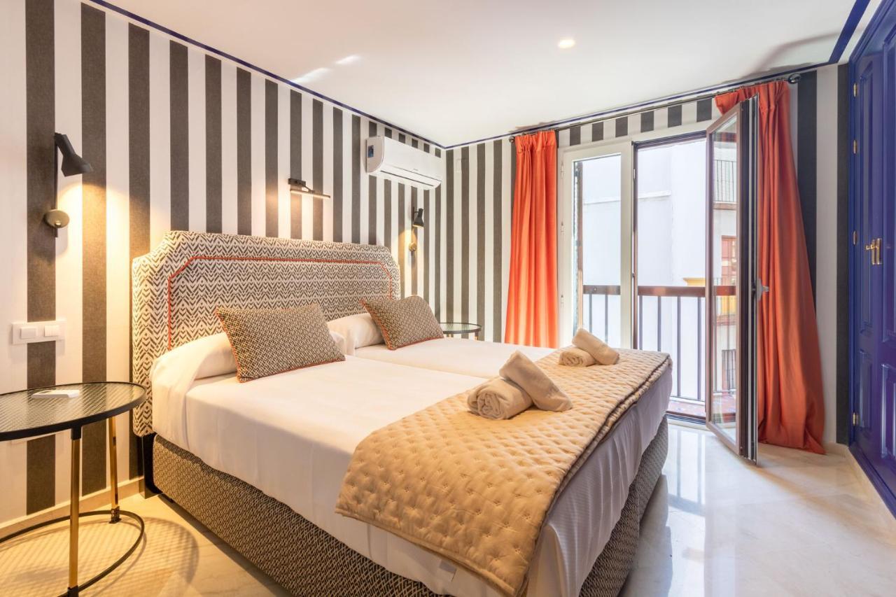 Ohliving Giralda Seville