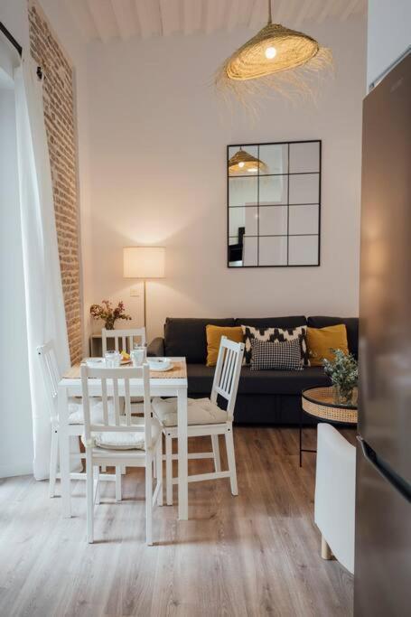 O&l Punonrostro Bright Minimalist