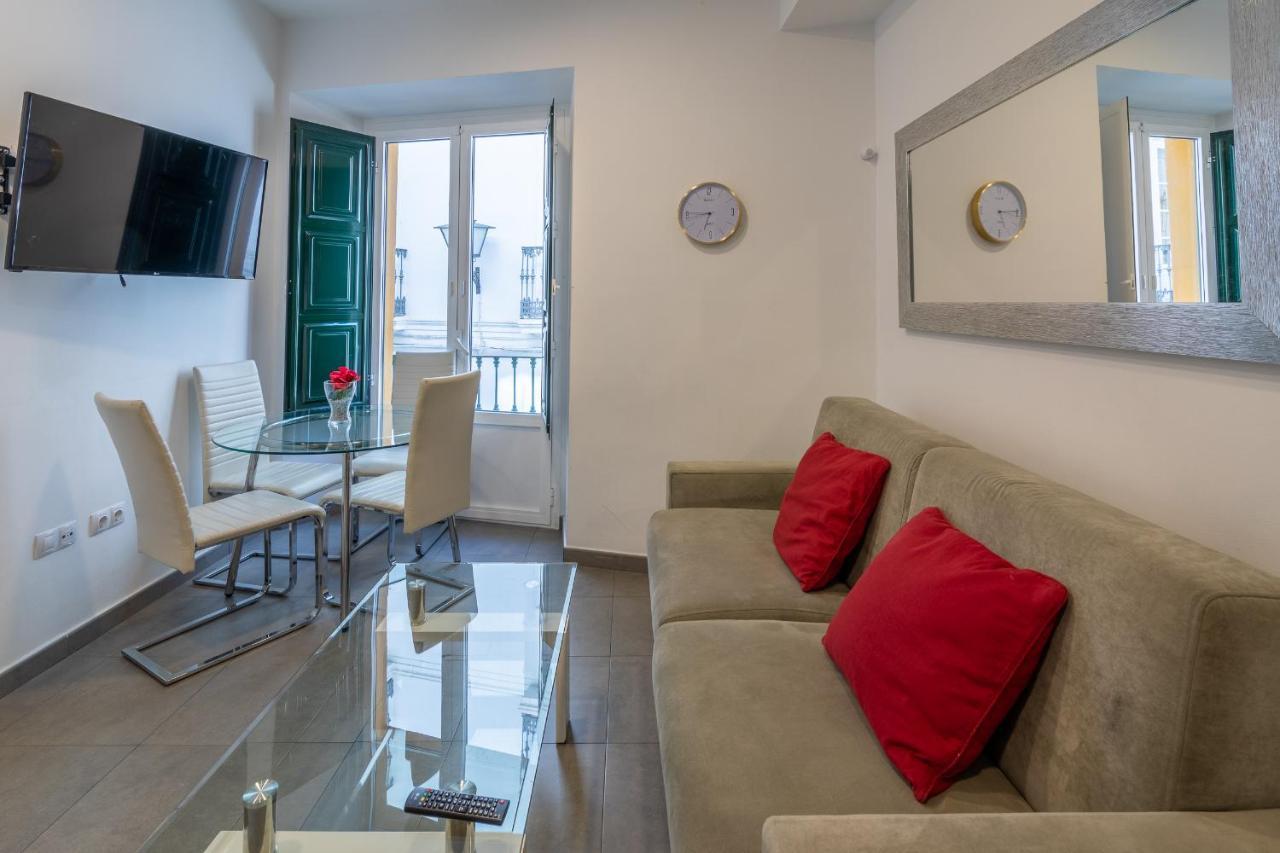 Reservaloen Terrazas De La Catedral Apartment Seville