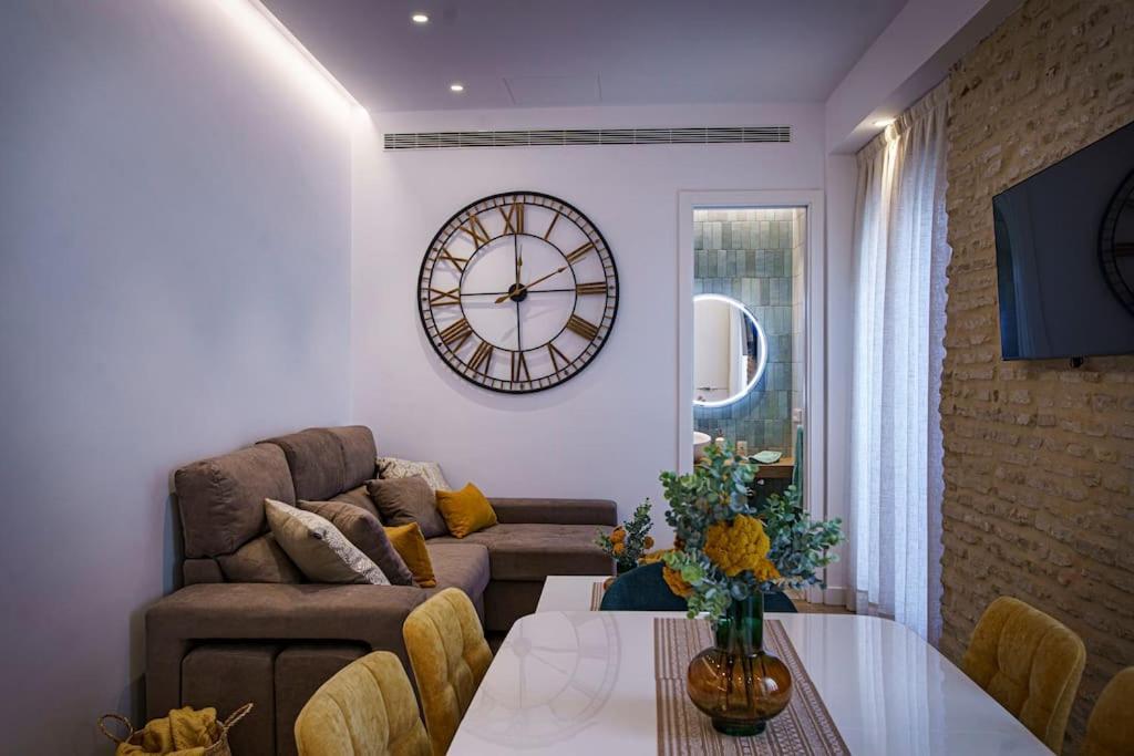 Mini In The Heart Of For Exclusive Usage Holiday home Seville