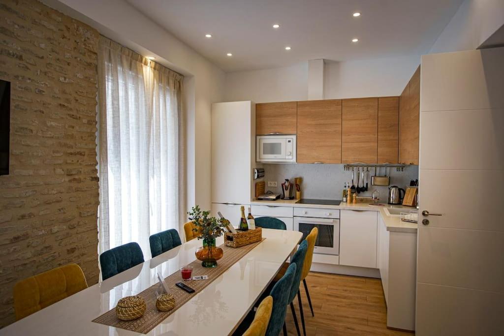 Mini In The Heart Of For Exclusive Usage Holiday home Seville