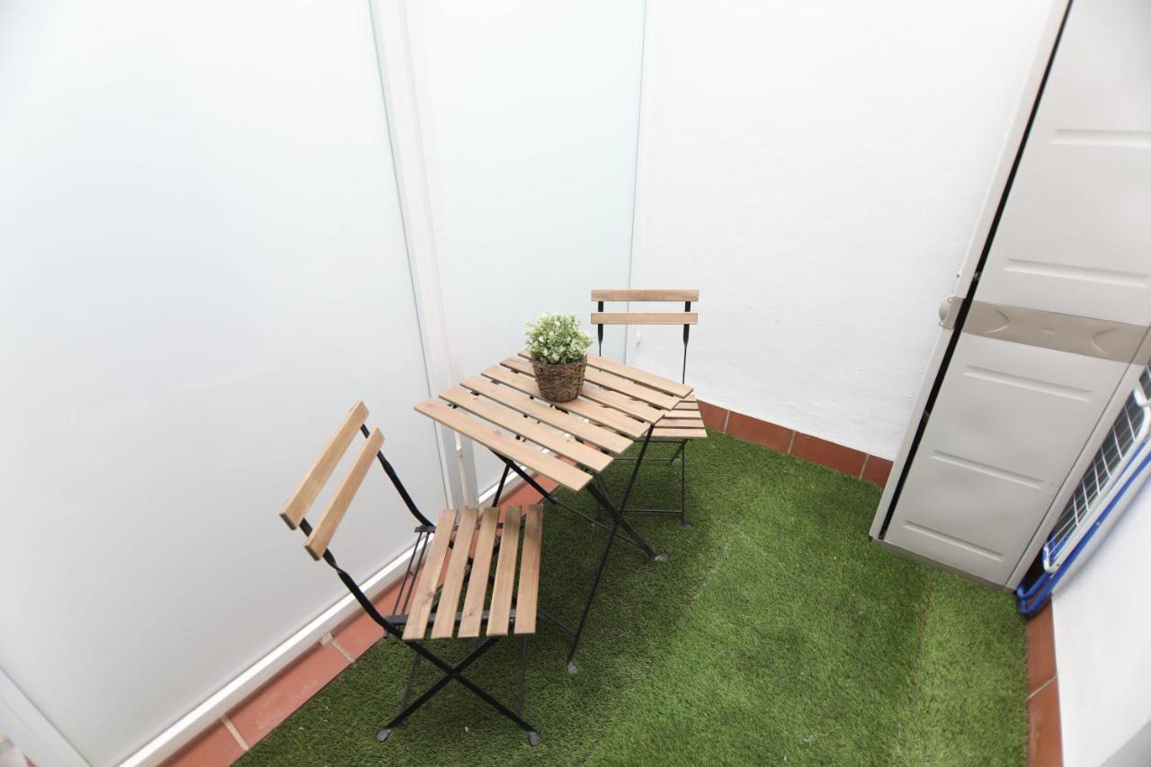 Apartment Rentalsevilla Patio En La Esencia De Triana *