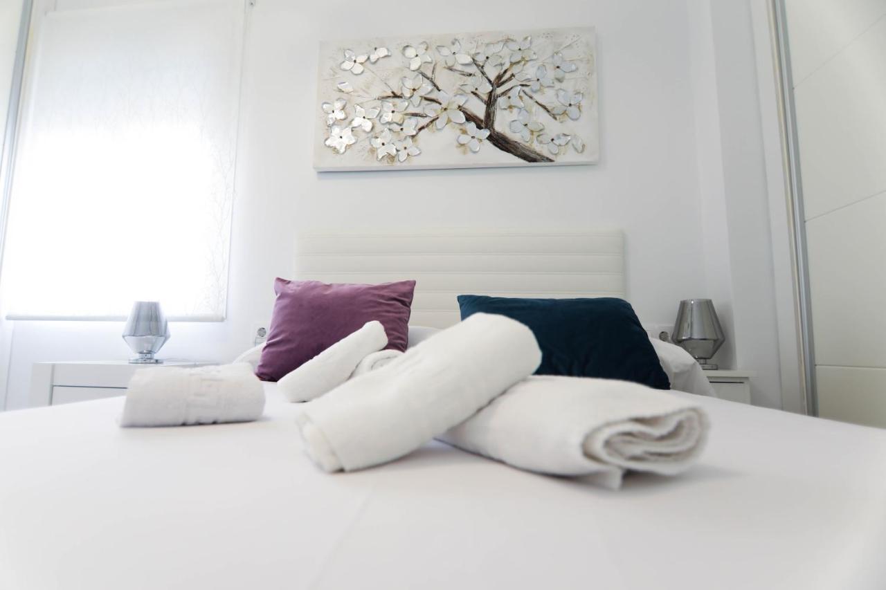 Apartamento Rentalsevilla De 3 En Triana