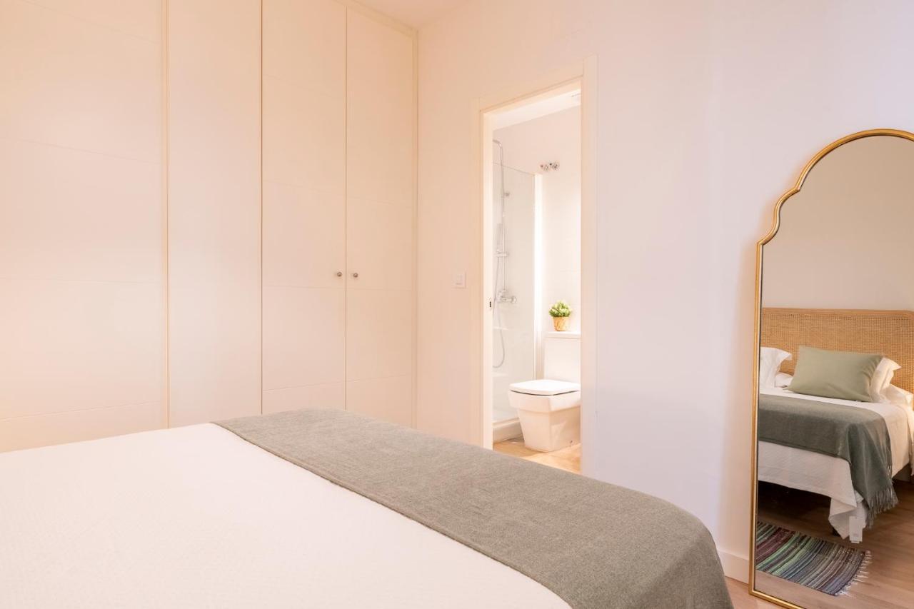 Lucia De Triana Apartment *