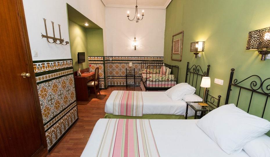 Abanico Casa Palacio 3*