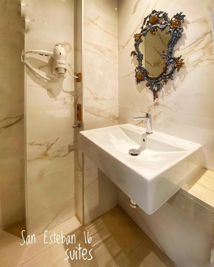 Triplex San Esteban 16 Senorial * Seville