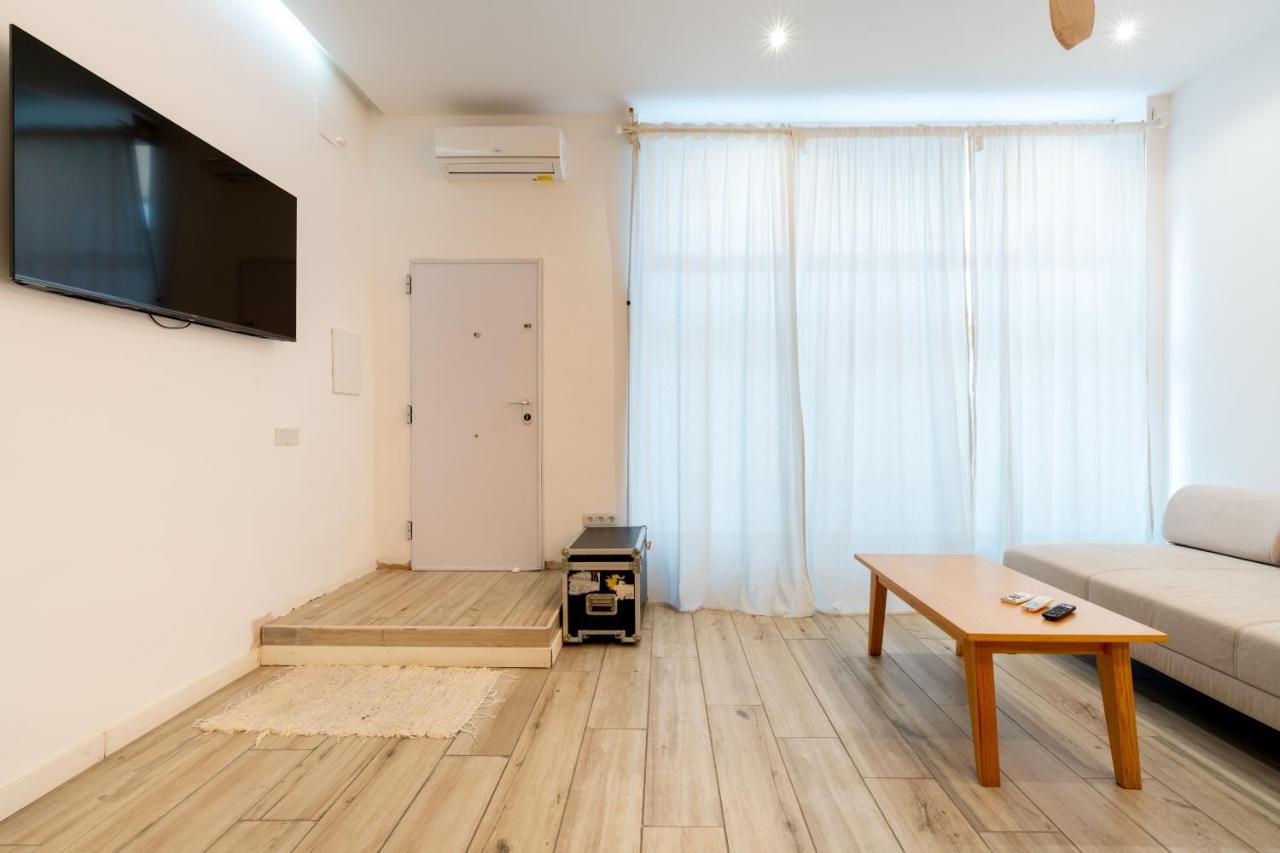 Holi-rent Luis Montoto Apartamento *