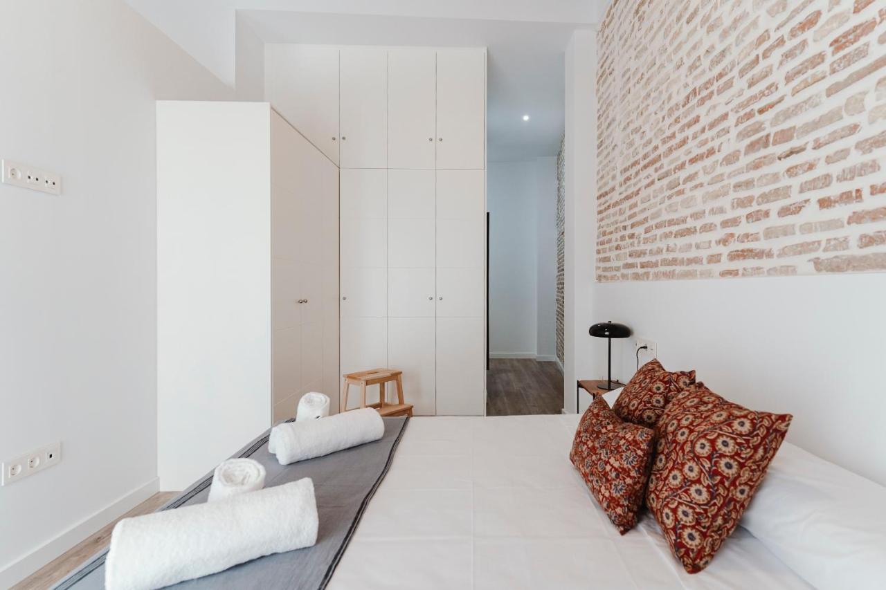 O&l Punonrostro Bright Minimalist