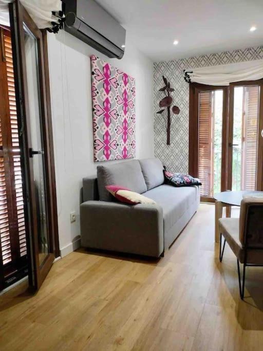Apartment Modern & Apartment. Old Town. Private Parking *