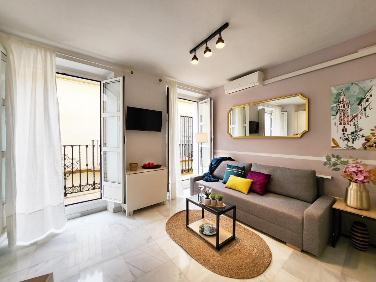 Apartamento Lovely Center - Balcony Lux Sol *