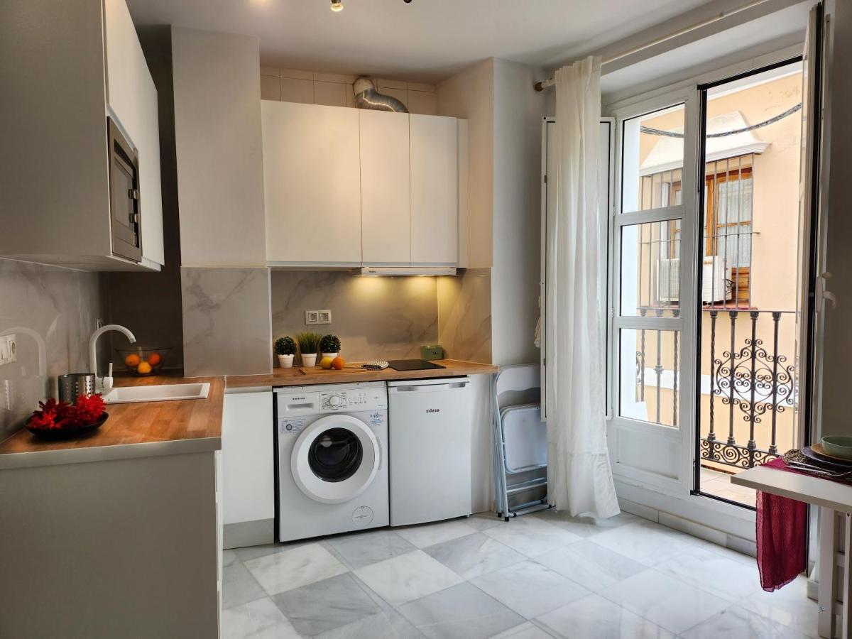 Apartamento Lovely Center - Balcony Lux Sol *