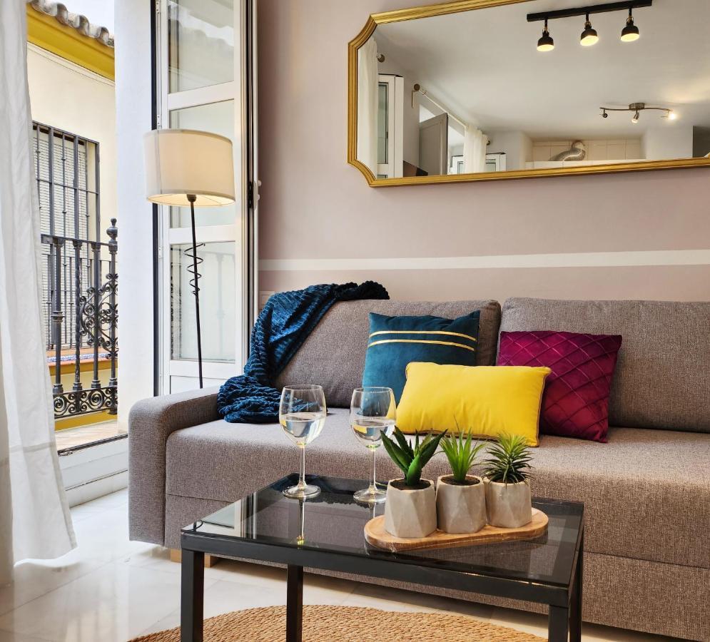 Apartamento Lovely Center - Balcony Lux Sol Sevilla