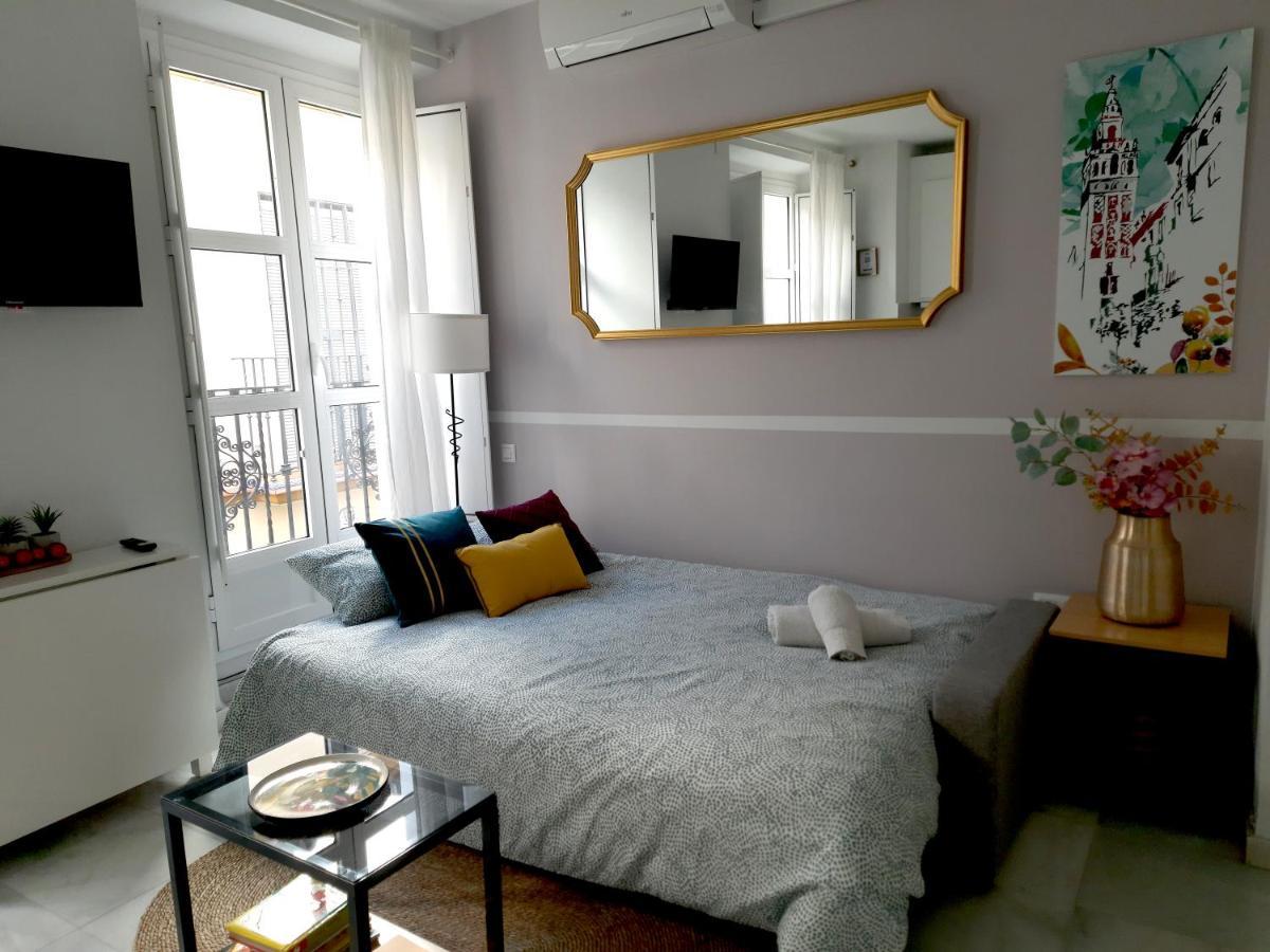 Apartamento Lovely Center - Balcony Lux Sol Sevilla