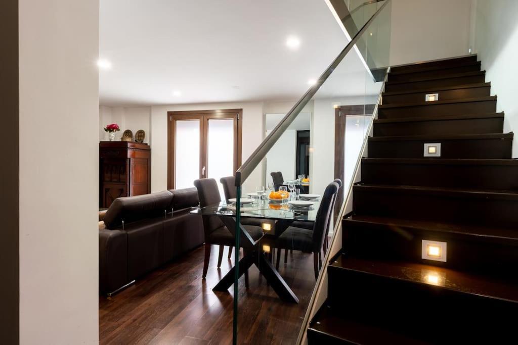 Fr26 Luxurious Apartment, 2 Minutes From Cathedral *