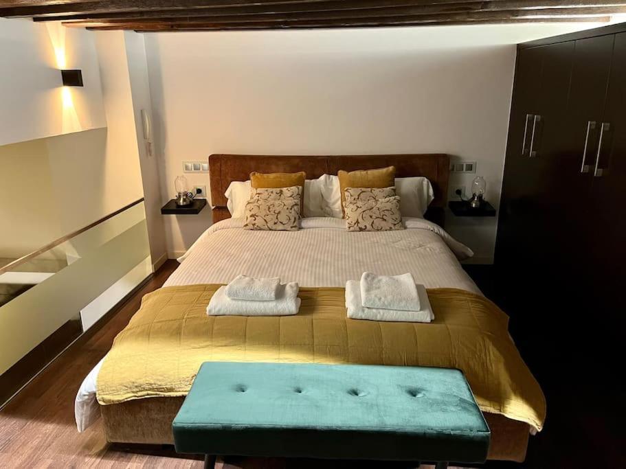 Apartment Fr26 Luxurious Apartment, 2 Minutes From Cathedral Seville