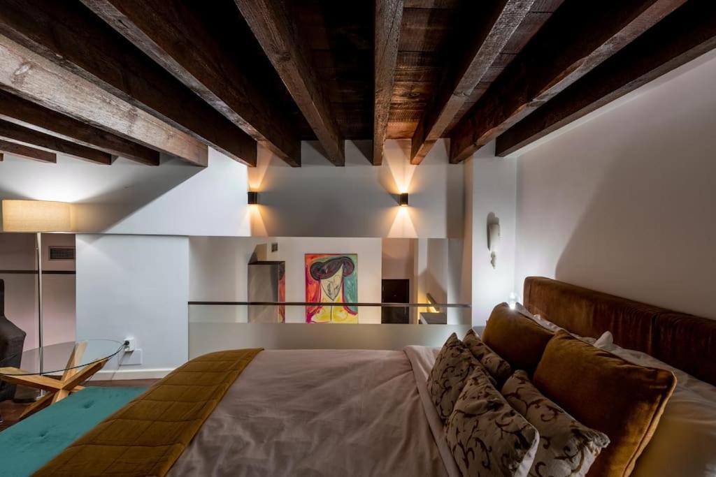 Apartment Fr26 Luxurious Apartment, 2 Minutes From Cathedral Seville