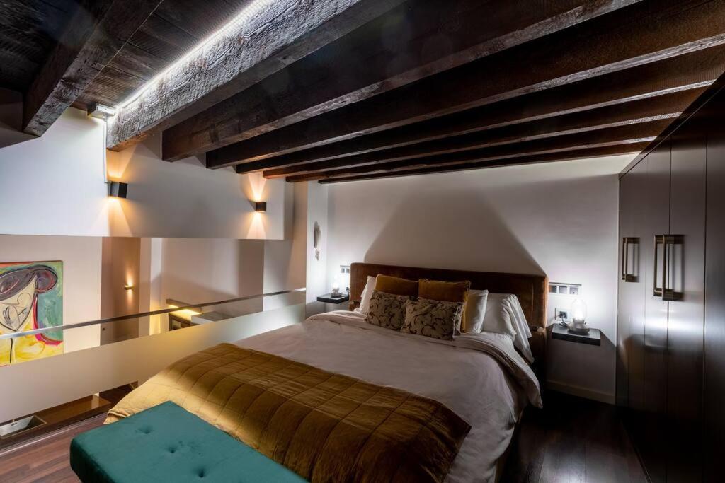 Apartment Fr26 Luxurious Apartment, 2 Minutes From Cathedral Seville