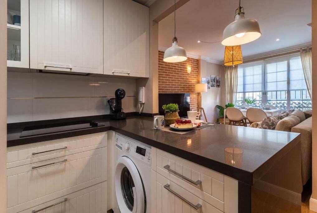 3 Apartamento En Estadio Sevilla 8 Plazas 3 Hab Y Metro Apartment
