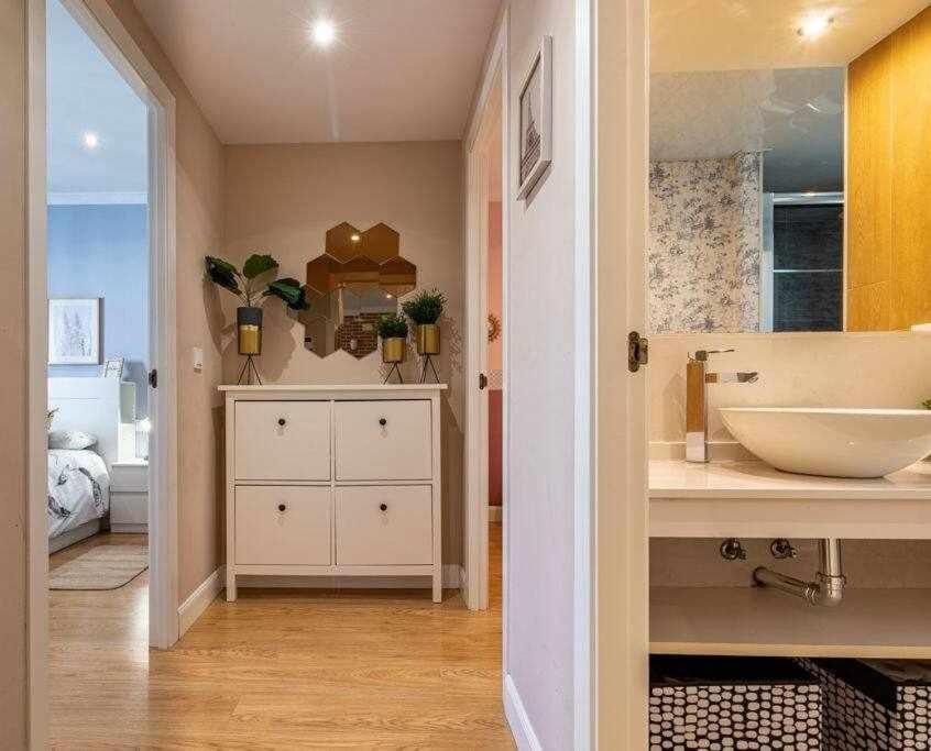 3 Apartamento En Estadio Sevilla 8 Plazas 3 Hab Y Metro Apartment Seville