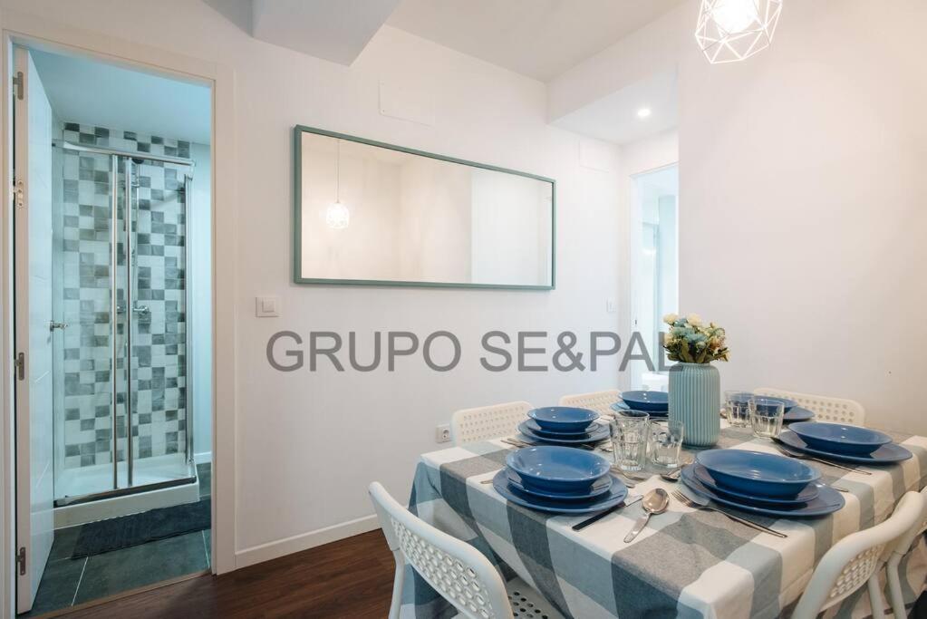 Cizq 2 Bedroom Center Cathedral And Alcazar Apartment