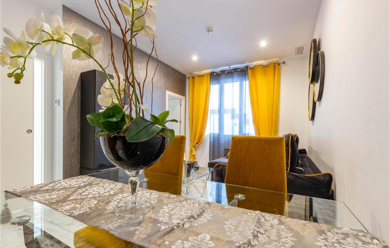 Lovely In With Wifi Apartment