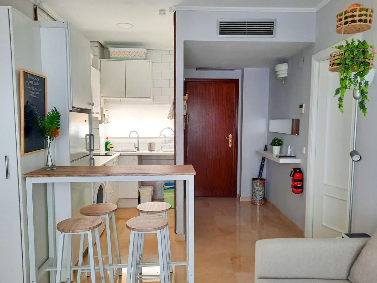 Torre Triana, Parking Free Gratis! Apartment *