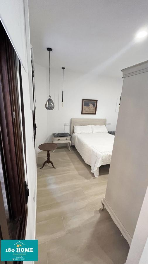 Apartment 180 Luxury Redes *