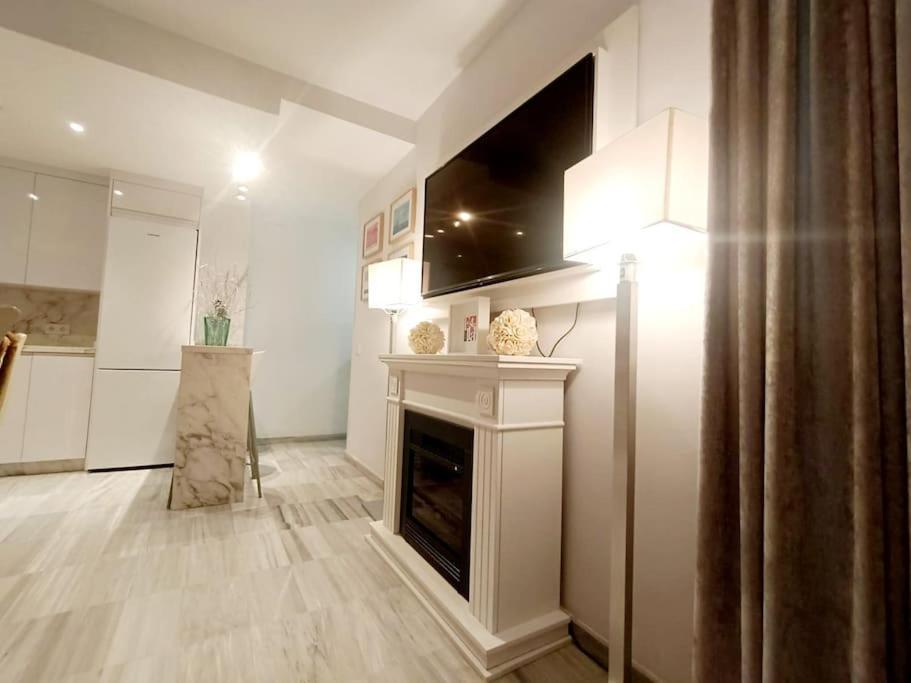Apartment Calle Betis Seville