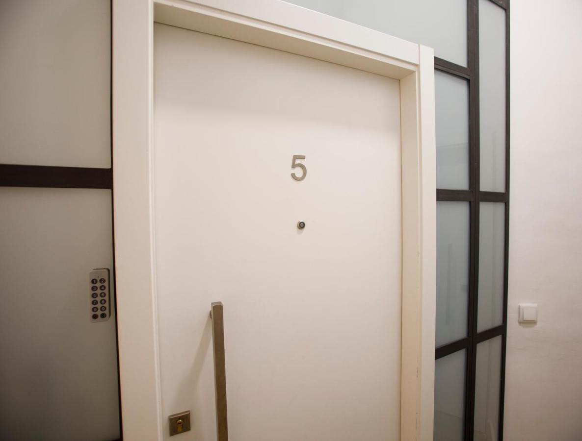 Rentalsevilla Cardenal Cervantes V Apartment